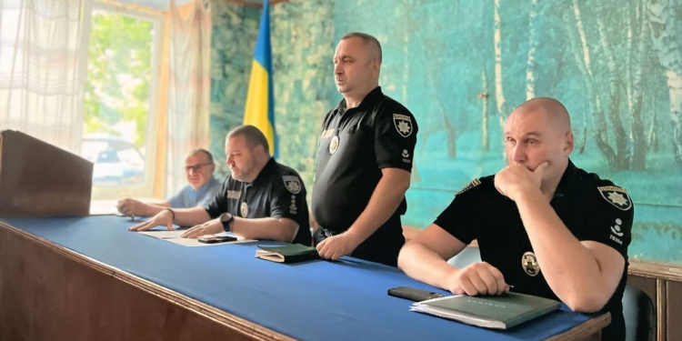 У Березнегуватому на Миколаївщині представили нового керівника відділення поліції (ФОТО)