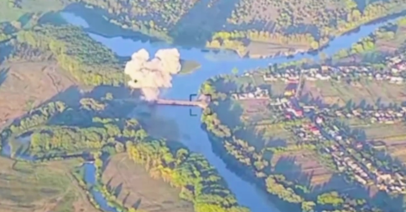 На Курському напрямку ЗСУ знищили ще один міст (ВІДЕО)