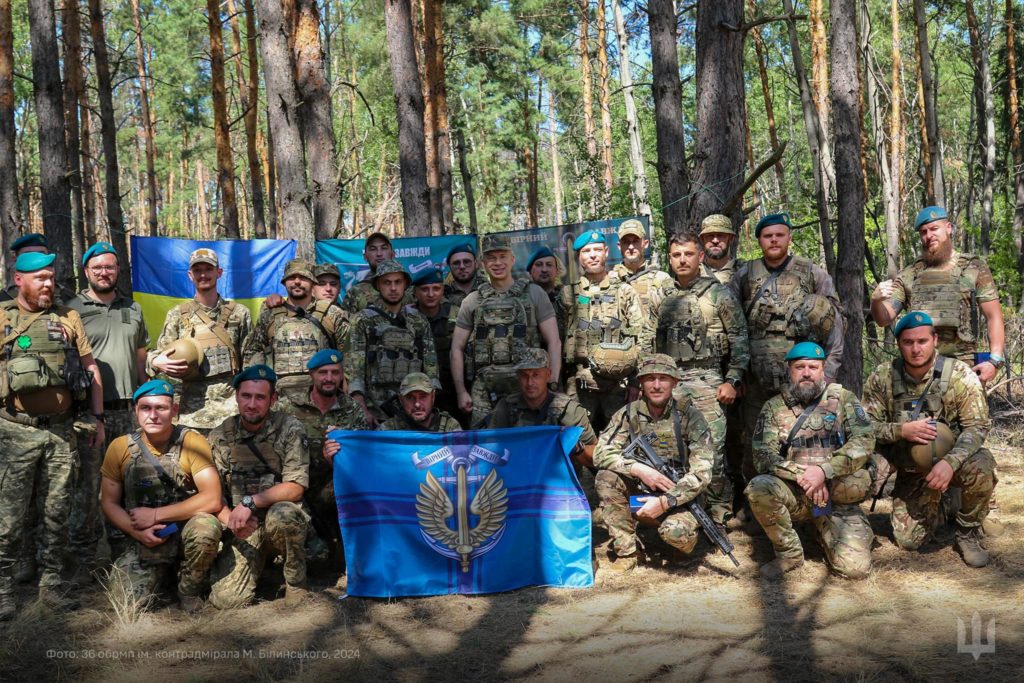 Сирський відзначив мужність та відвагу миколаївських морпіхів (ФОТО) 2