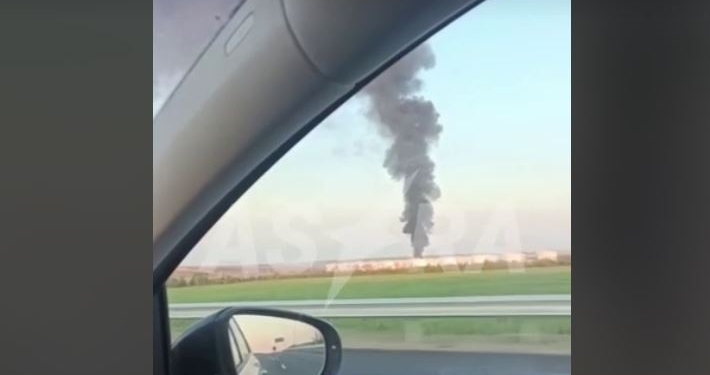 Після атаки дронів горять резервуари з паливом у Ростовській області (ВІДЕО)