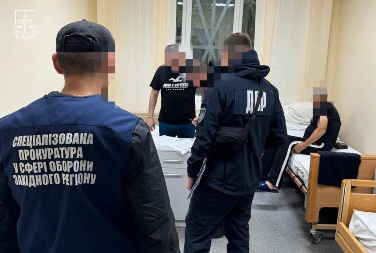 Скандальний рівненський воєнком, у якого знайшли майна на 46 млн.грн., заробляв на ухилянтах