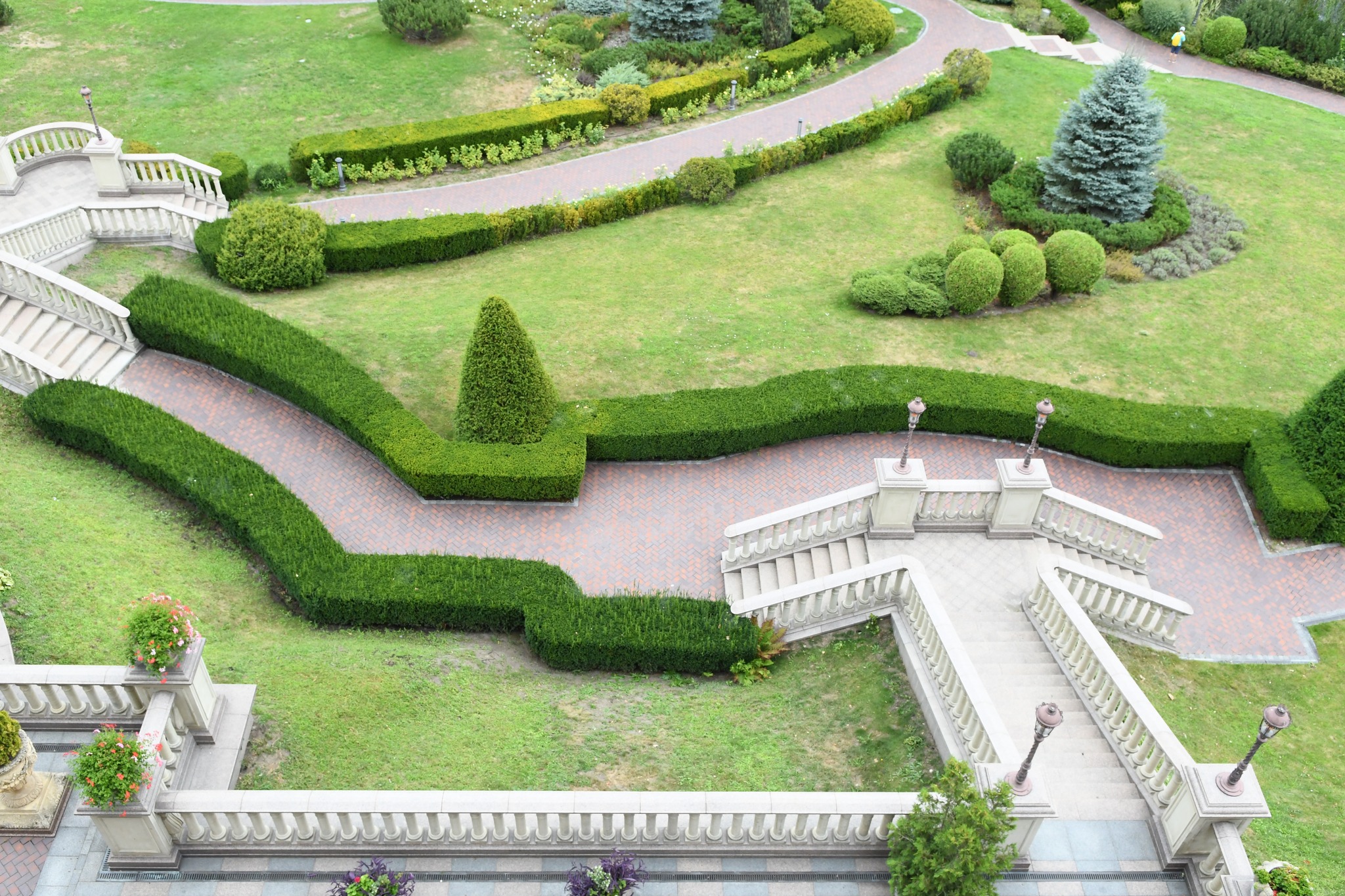 За два тижні роботи на державу парк-пам’ятка «Межигір’я», який колись був резиденцією Януковича, заробив понад 2 млн.грн. (ФОТО)