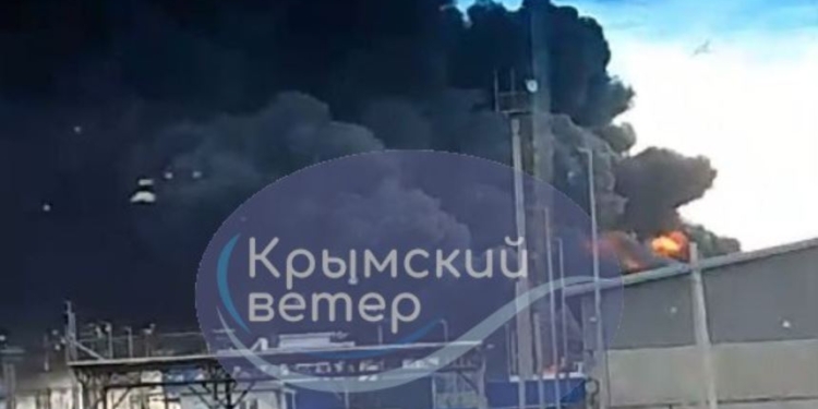 У Криму тривога, в Краснодарському краї палає порт “Кавказ” (ФОТО, ВІДЕО)