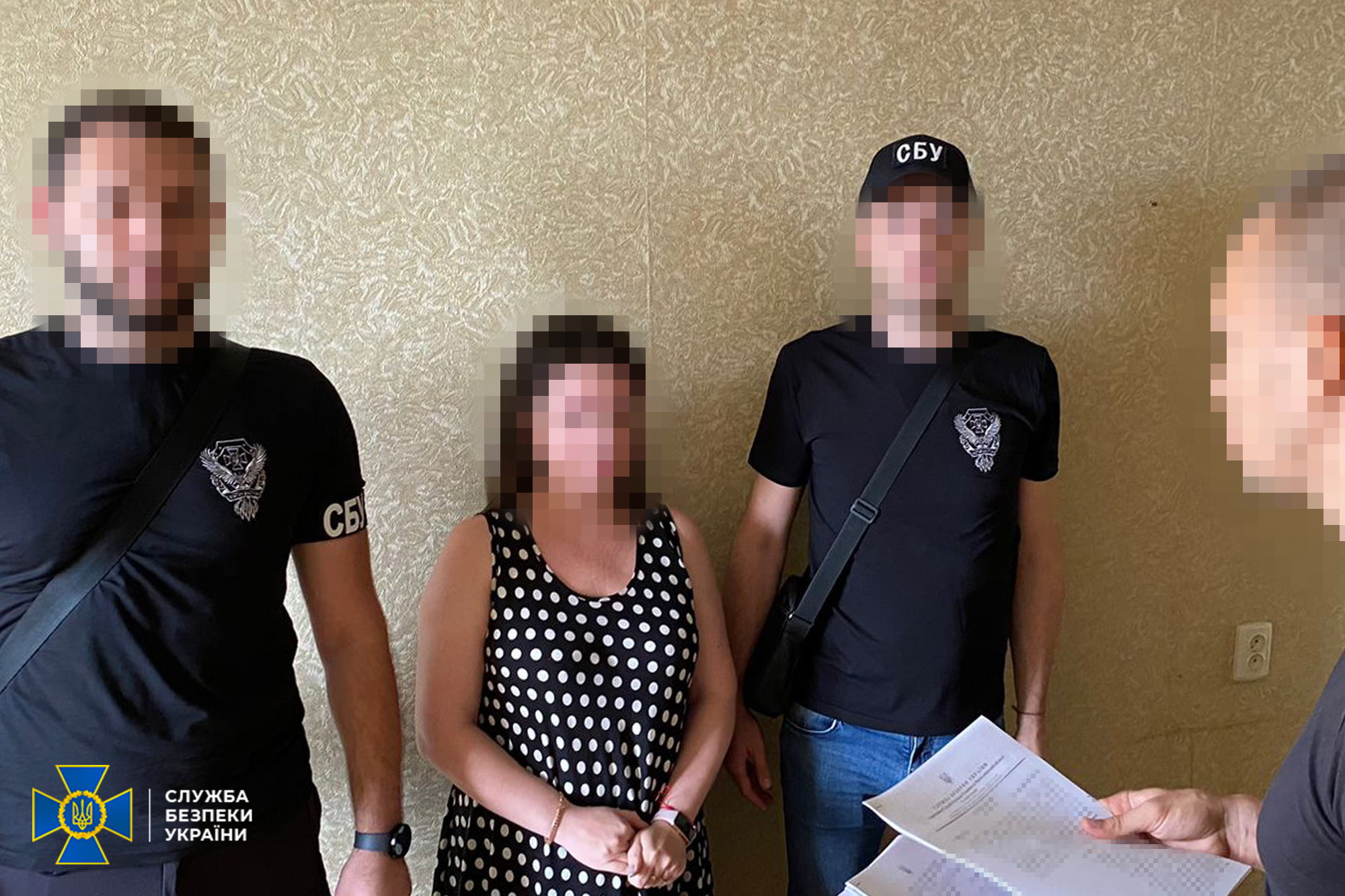 Миколаївські правоохоронці повідомили про підозру працівниці суду, яка під час окупації Херсону співпрацювала з ворогом