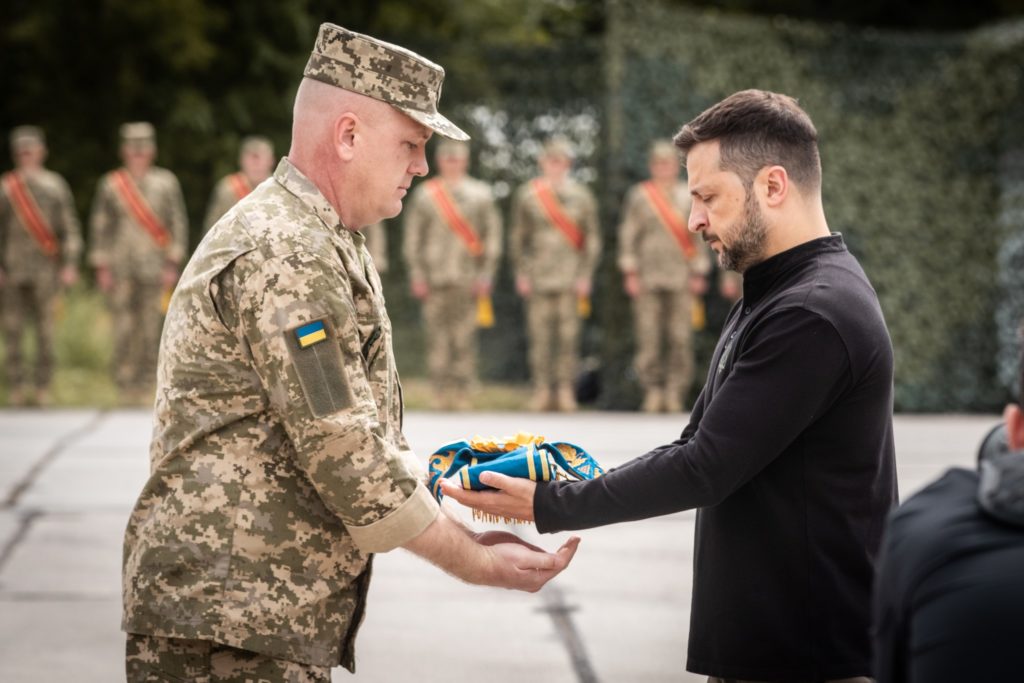 День Повітряних Сил. Звання Героя України присвоєно миколаївському авіатору, а п’яти військовим частинам ПС – почесні найменування (ФОТО) 36