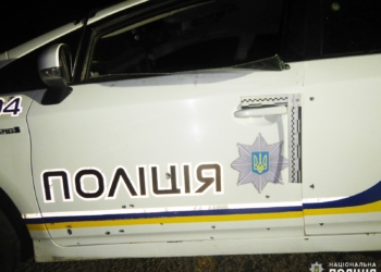 На Миколаївщині у машину патрульних кинули гранату – зловмисників знайшли (ФОТО, ВІДЕО)