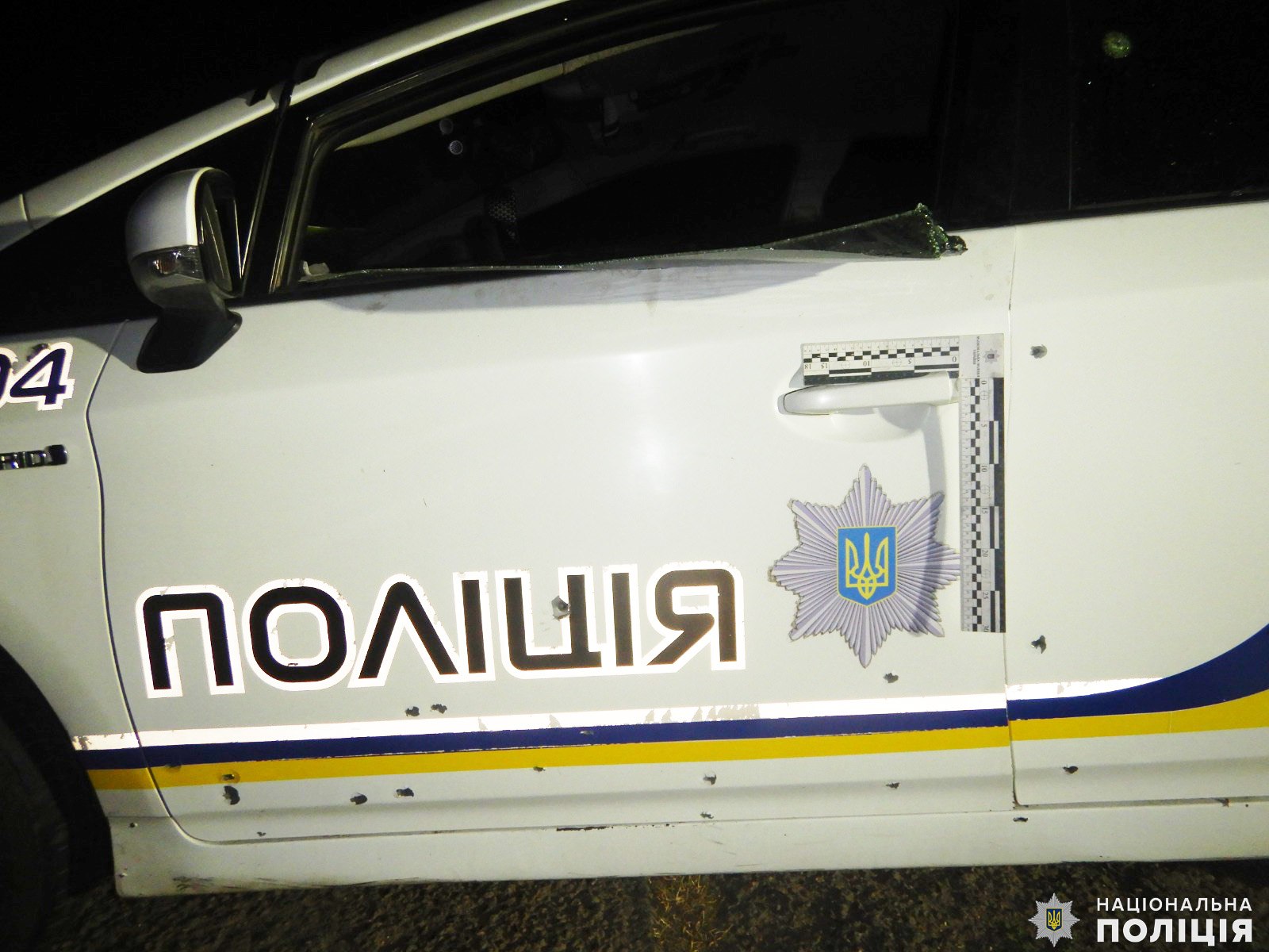 На Миколаївщині у машину патрульних кинули гранату – зловмисників знайшли (ФОТО, ВІДЕО)