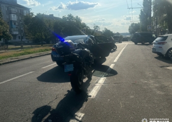 У Миколаєві Toyota Camry збила 17-річного хлопця – внаслідок ДТП підліток в лікарні (ФОТО)
