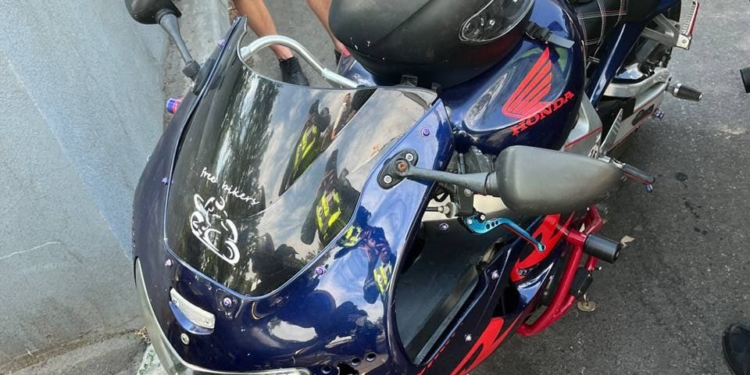 Мотопатруль в дії: у Миколаєві вивили водія на мотоциклі з підробленим VIN-кодом (ФОТО)