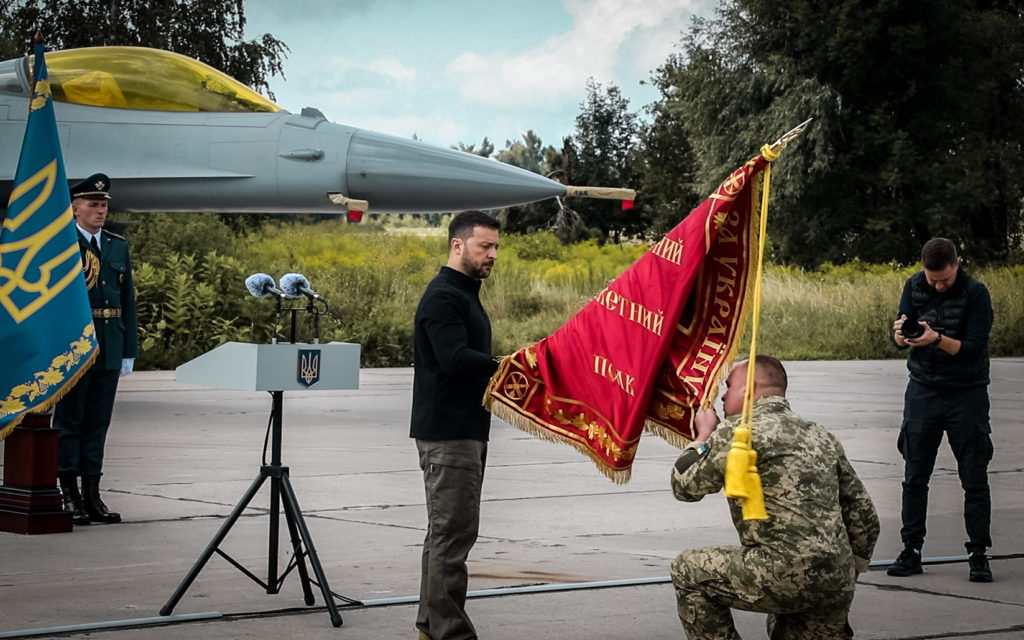 День Повітряних Сил. Звання Героя України присвоєно миколаївському авіатору, а п’яти військовим частинам ПС – почесні найменування (ФОТО) 56