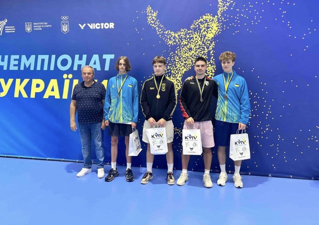 Миколаївські спортсмени - призери та переможці чемпіонату України з бадмінтону (ФОТО) 8