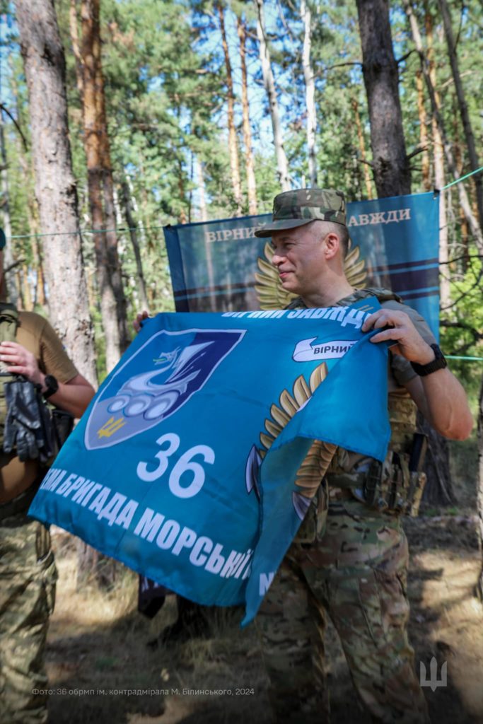 Сирський відзначив мужність та відвагу миколаївських морпіхів (ФОТО) 10