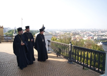 В Україну прибула делегація Вселенського патріархату. Що в плані візиту (ФОТО)