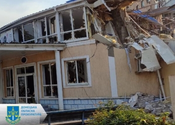 Удар по готелю Краматорська: з-під завалів  деблокували тіло громадянина Великої Британі