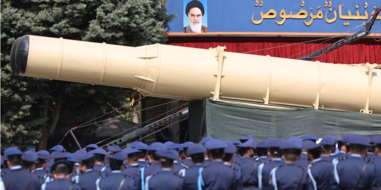 Iран от-от передасть РФ сотні балістичних ракет – Reuters
