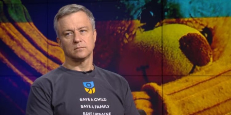 Важко читати, але знати треба. Що розповідають діти, яких повертають з полону (ФОТО)