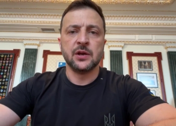 Зеленський подякував за результативні атаки по авіабазі «Саваслейка» і нагадав, що, чим сміливіше рішення партнерів, тим менше можливостей у путіна (ВІДЕО)