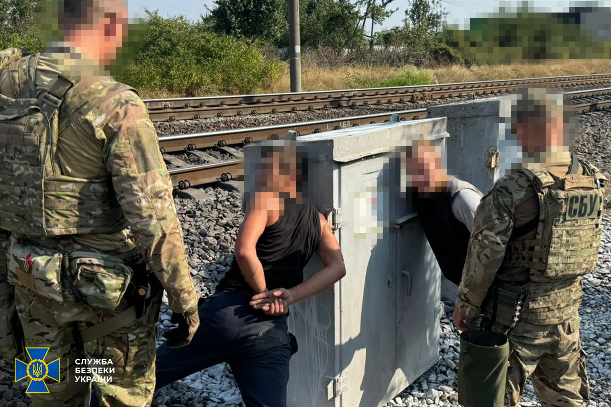 СБУ затримала агентурну групу фсб, яка корегувала російські удари по Кропивницькому та «полювала» на будівлі ТЦК та нафтобази