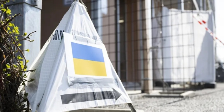 Швейцарія продовжила дію особливого міграційного режиму для українців до березня 2026 року