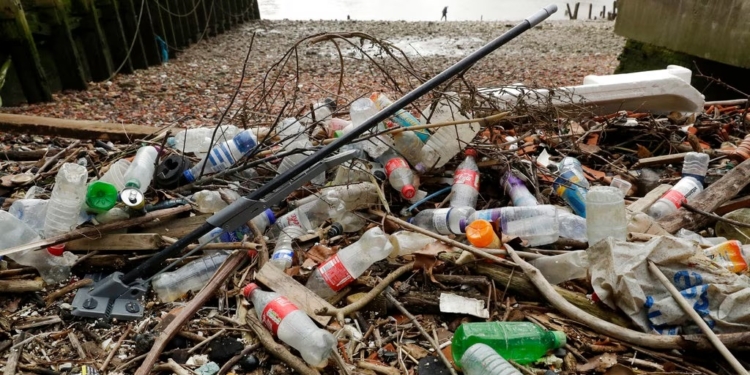 З цим терміново щось треба робити – щорічно у відкрите середовище потрапляє 57 млн.тонн пластику