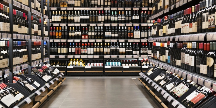 В Фінляндії готуються скасувати державну монополію на торгівлю вином