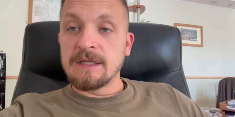 Мер Конотопа звинуватив ТЦК, що не чіпають “крутеликів”. В мережі пишуть – помстився за критику (ВІДЕО)