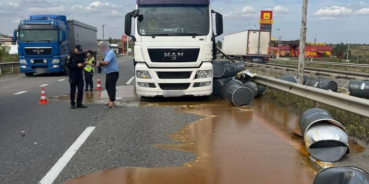 Ще одна ДТП на Миколаївщині – під колесами фури загинув чоловік