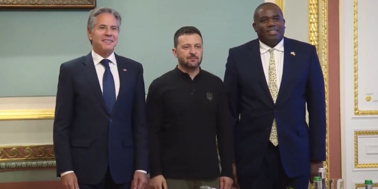 “Все обговорили”, – Зеленський розповів про зустріч з Блінкеном і Ламмі (ВІДЕО)