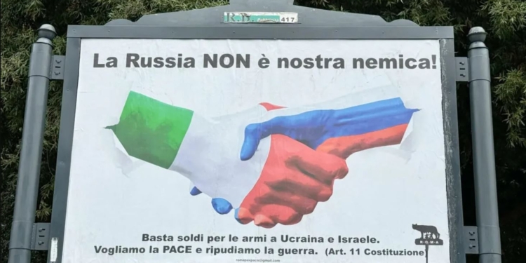 В Італії з’явилися сотні бордів “Росія нам не ворог” із закликами не допомагати Україні (ФОТО)