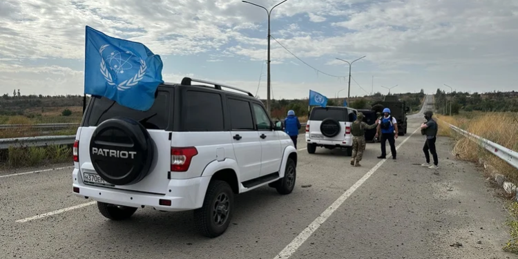 Гендиректор МАГАТЕ Гроссі оглянув градирню ЗАЕС (ВІДЕО)