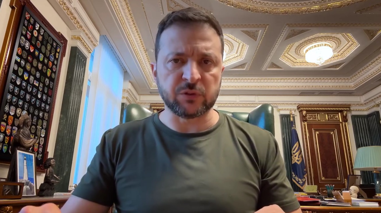 Є указ про нагородження учасників Курської операції і підготовлено план перемоги України, який буде представлений союзникам,  – звернення Зеленського (ВІДЕО)