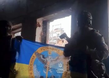 Підрозділи ГУР зачистили від окупантів Вовчанський агрегатний завод (ВІДЕО)