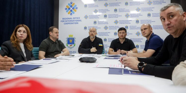 На Миколаївщині фортифікації на 100% готові, а в Миколаєві відкриють військовий ліцей, – Шмигаль (ВІДЕО)