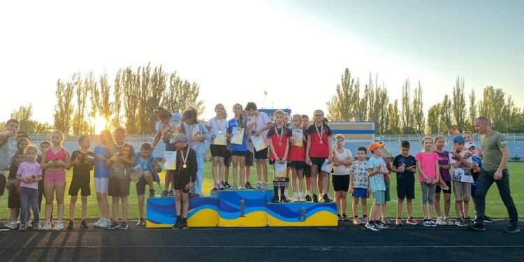 У Миколаєві юні легкоатлети змагались на чемпіонаті міста – хто переміг (ФОТО)