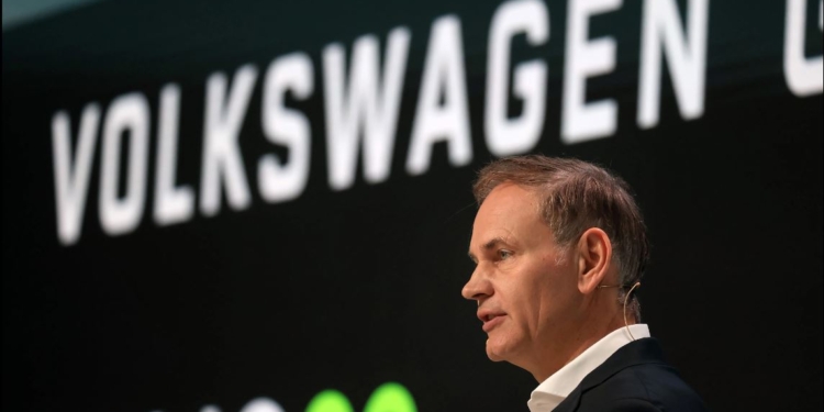 Дуже поганий симптом. Volkswagen планує закрити заводи в Німеччині й скорочує персонал