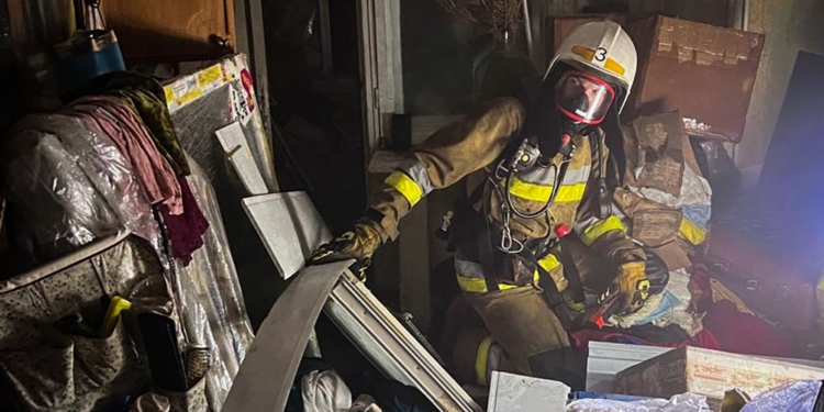 У Миколаєві горіли 2 багатоквартирних будинки, є жертва