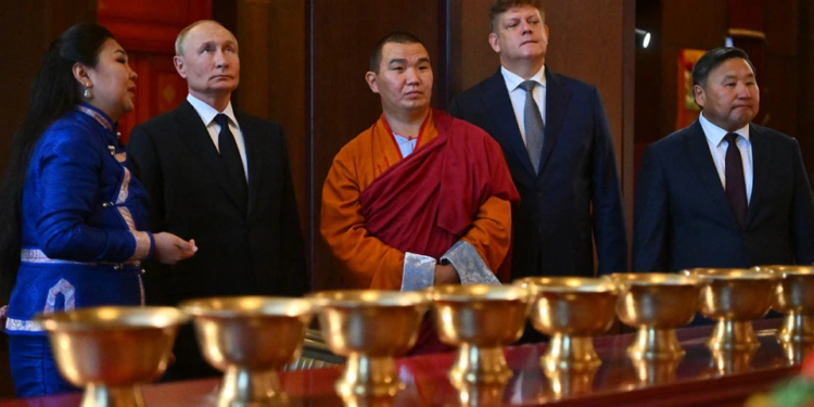 Путін у Монголії. Чому стільки шуму