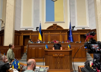 Рада не змогла звільнити голову ФДМУ Коваля. А Камишіна змогла