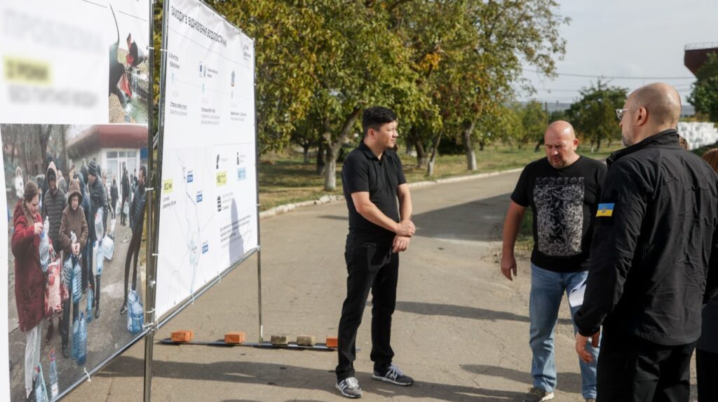 Що, й водички не поп'єте? Шмигаль визнав, що відсутність в Миколаєві питної води більше 2 років - проблема (ФОТО) 4