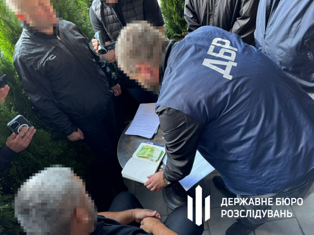 Здавав комерсантам ув'язнених в оренду - на Львівщині затримали чиновника. Виявилось - відома людина (ФОТО) 3