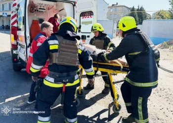 Наслідки російської атаки на Павлоград: вже відомо про 1 загиблого і 40 постраждалих (ФОТО)