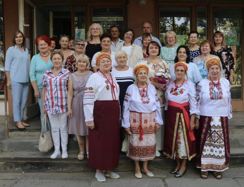 «Квіти мого міста» - у Миколаєві відкрилась виставка майстрині Тетяни Ульянкіної (ФОТО) 6