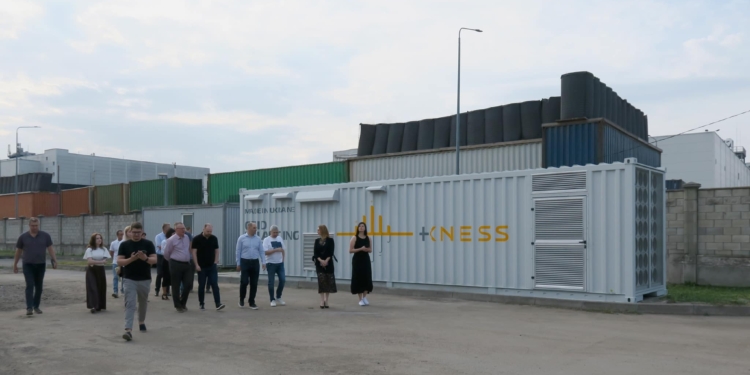 Величезний павербанк. В Україні розробили акумулятор потужністю 1 МВт. Для чого (ФОТО)