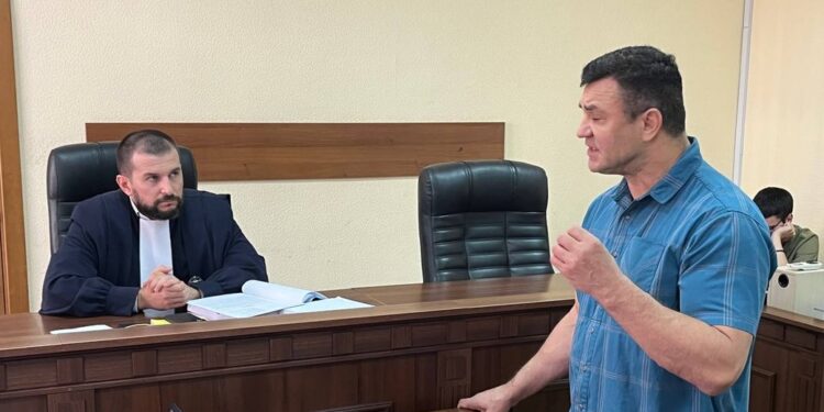 Тищенка залишили вдома ще на 2 місяці