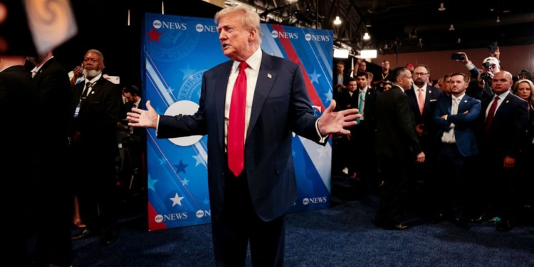 В оточенні Трампа здивовані й розчаровані дебатами