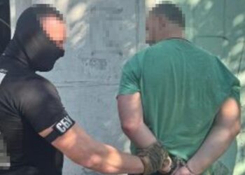 СБУ за сприяння керівництва АТ «Енергоатом» затримала на хабарі в 100 тис.грн. одного із посадовців цього підприємства (ФОТО)