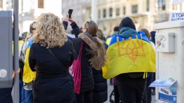 У Німеччині з нового року за відмову від роботи біженцям будуть скорочувати виплати