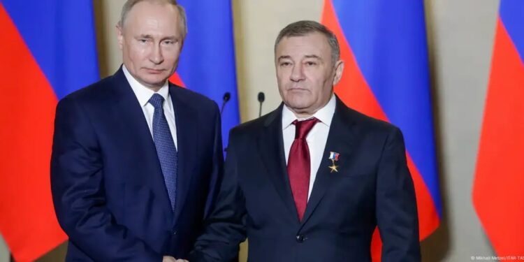 Наближені до путіна мільярдери Ротенберги захопили землю в Криму й будують там яхтову марину – ЗМІ