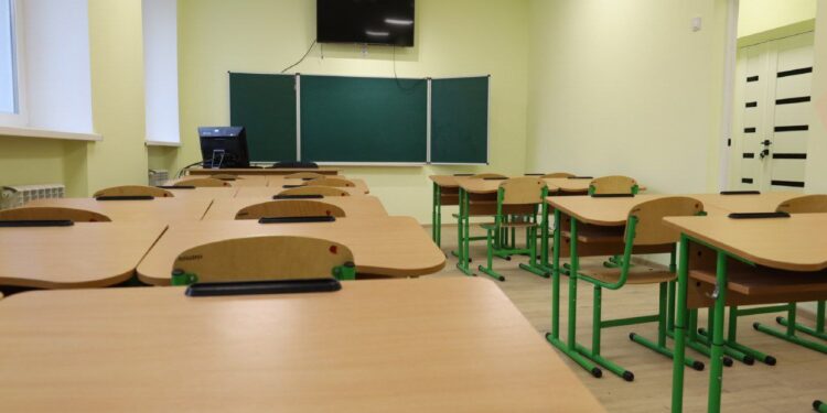 У Миколаєві в очному/змішаному форматі працює вже 31 заклад освіти