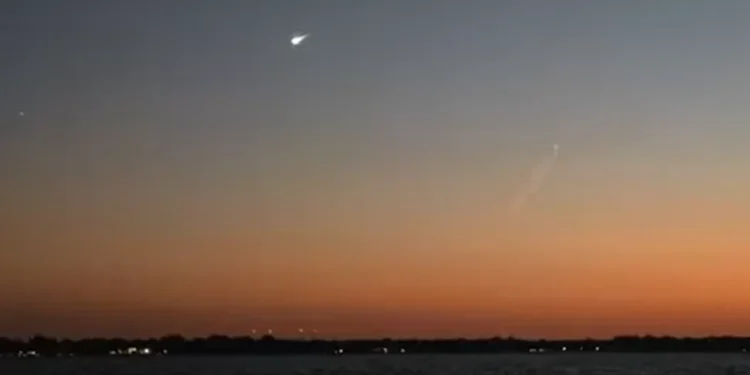 Над США пролетіла вогняна куля. Що це було? (ВІДЕО)